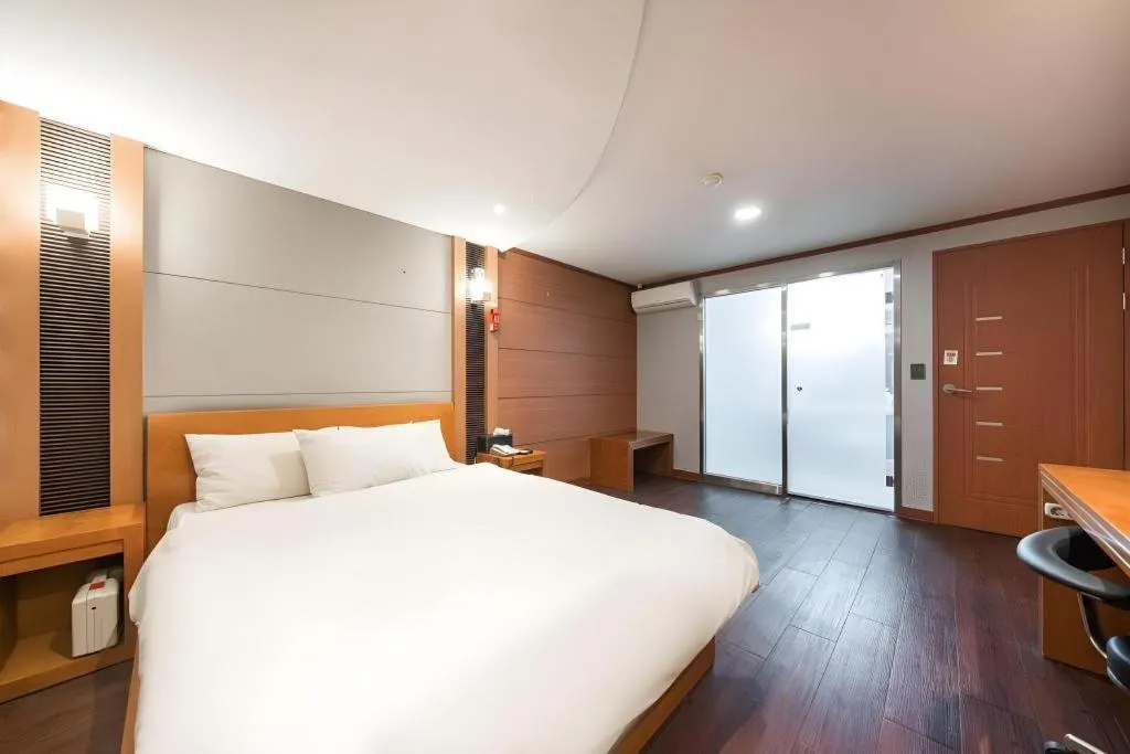 Bed in Hotel J Suwon