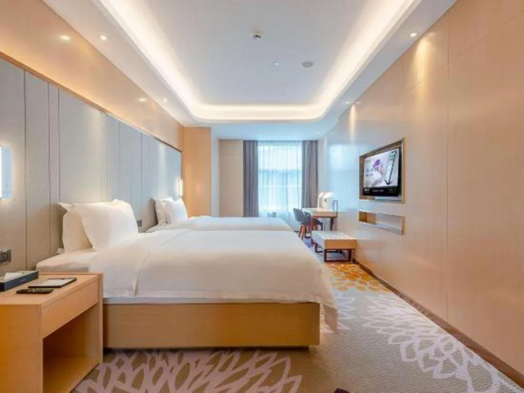Bed in Lavande Hotels Guangzhou Zhihui City