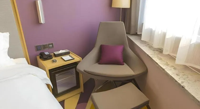 Bed in Lavande Hotels Guangzhou Zhihui City