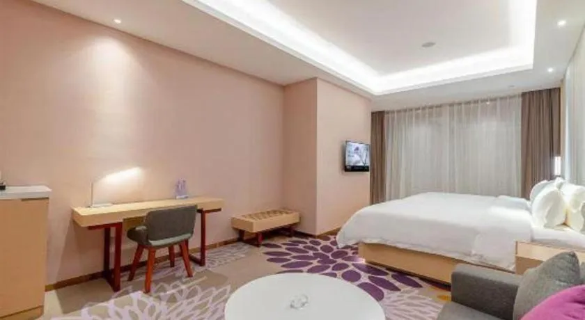 Bed in Lavande Hotels Guangzhou Zhihui City