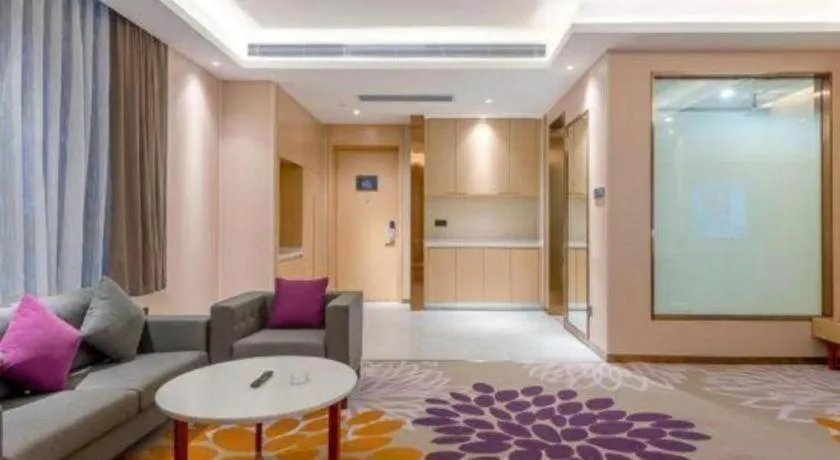 Bed in Lavande Hotels Guangzhou Zhihui City