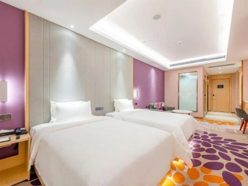Bed in Lavande Hotels Guangzhou Zhihui City