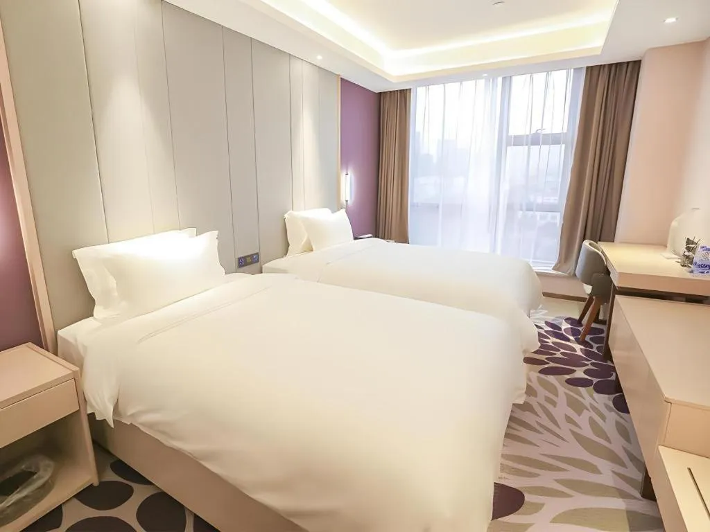 Bed in Lavande Hotels Guangzhou Zhihui City