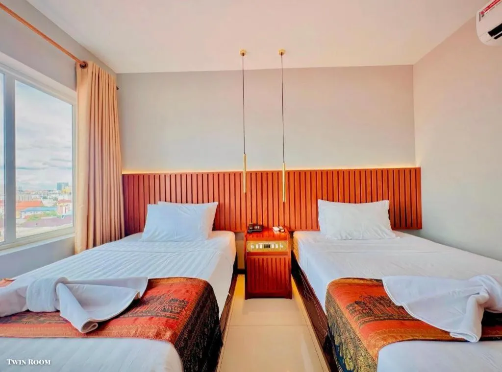 Bed in Midland Hotel