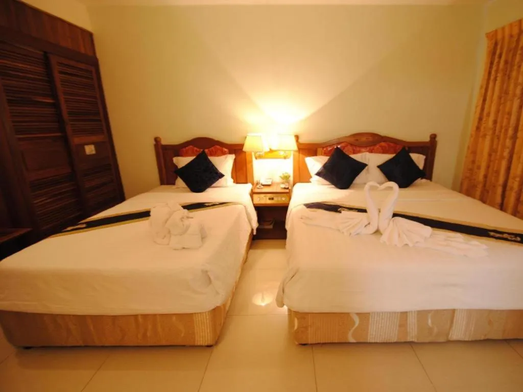 Bed in Midland Hotel