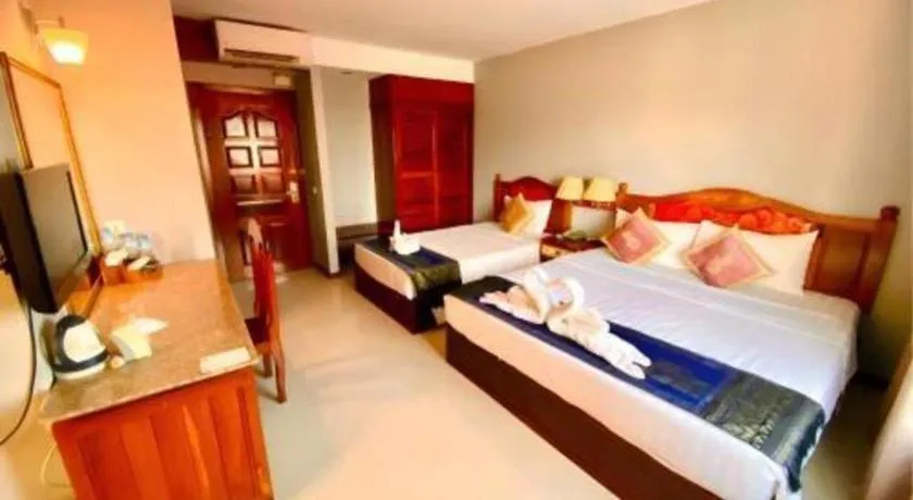 Bed in Midland Hotel