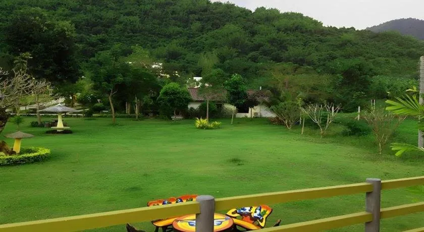 Pattharapuri Valley Resort