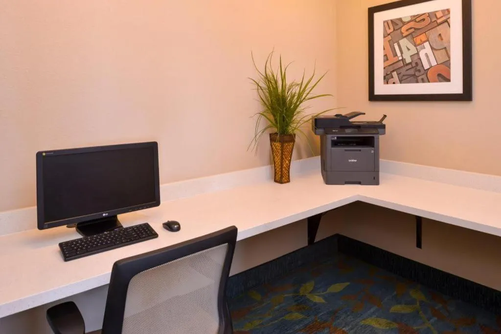 Candlewood Suites Bloomington-Normal By IHG