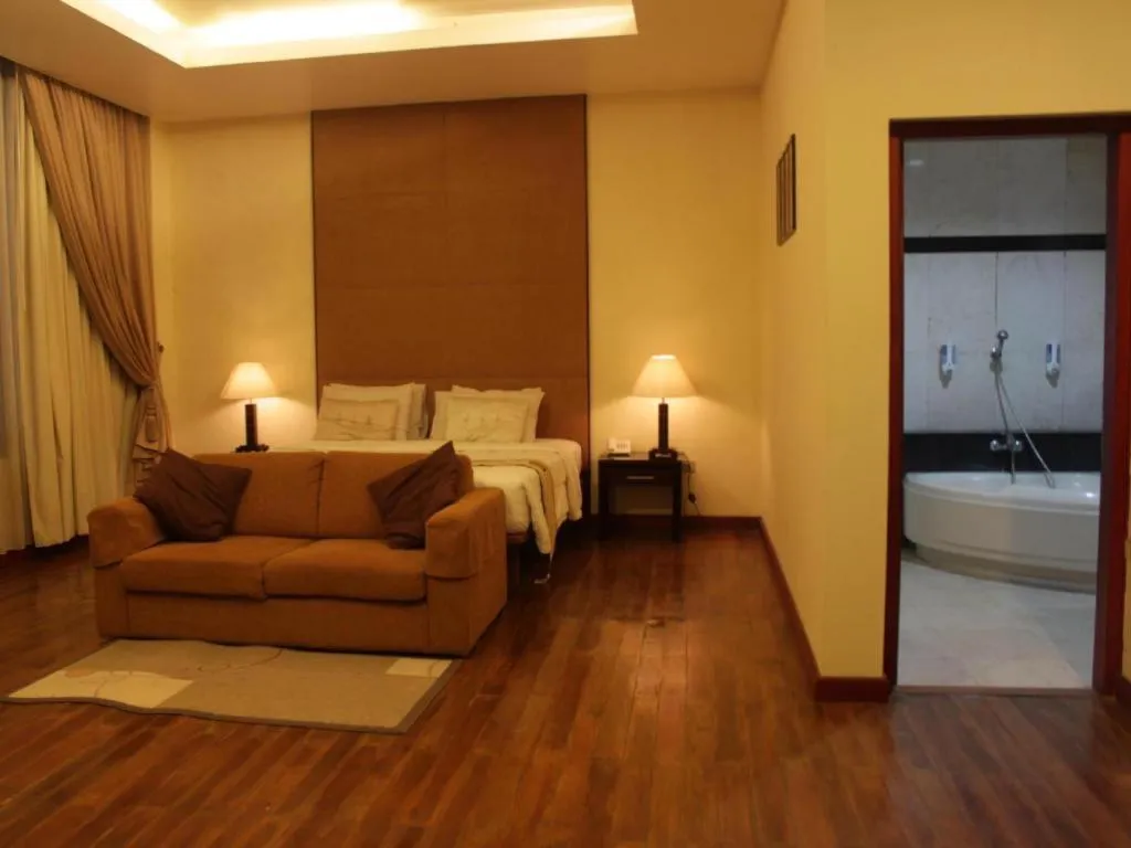 Bed in Hotel Intan Cirebon