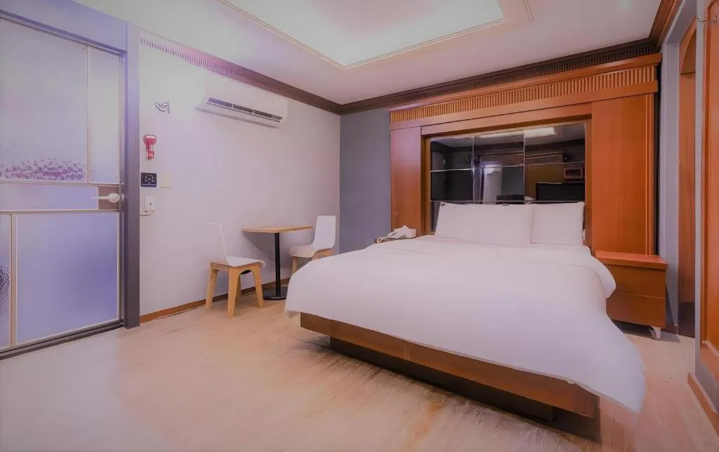 Bed in Hotel Head-One