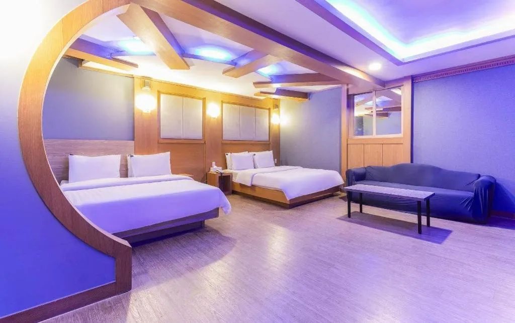 Bed in Hotel Head-One