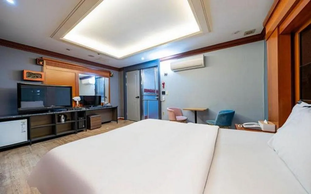 Bed in Hotel Head-One