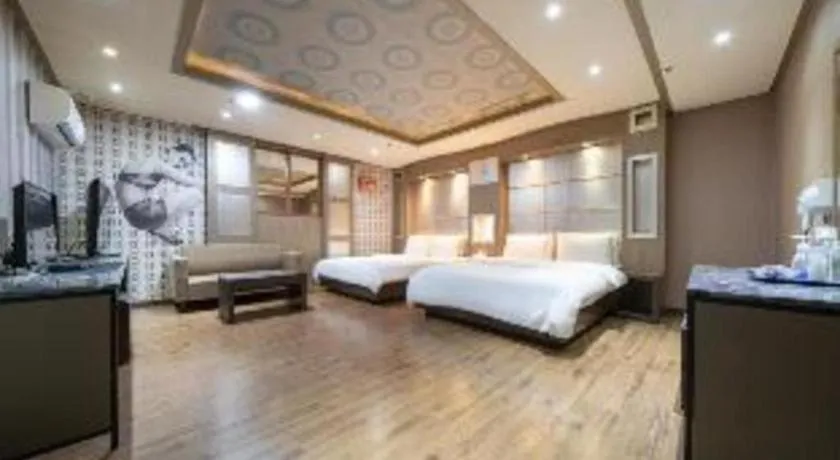 Bed in Hotel Head-One