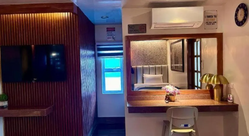 Blueberry Tourist Hotel