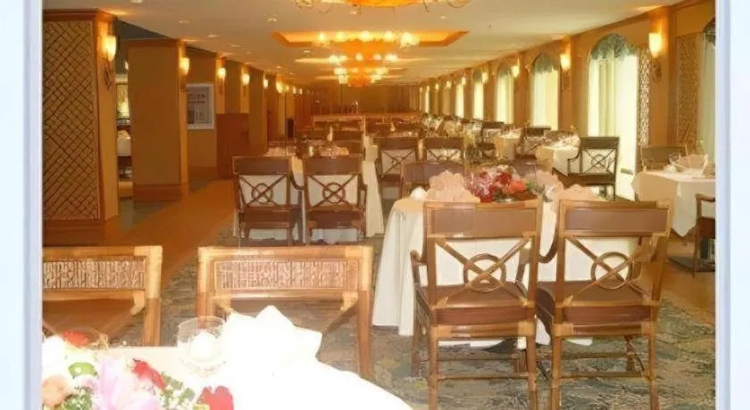 Jinrong International Hotel