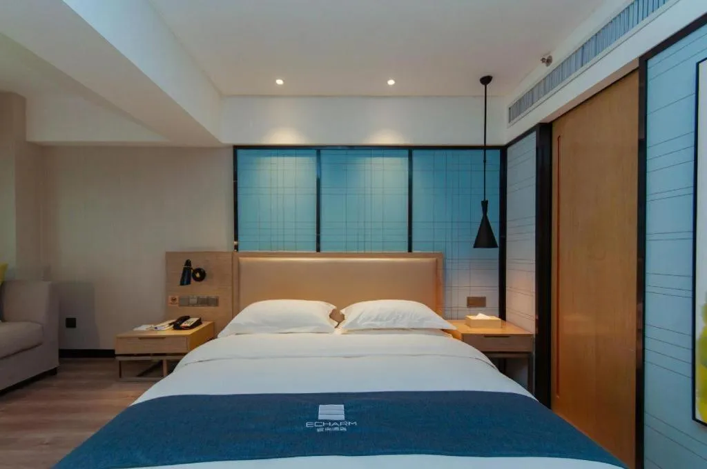 Bed in Echarm Hotel Guiyang International Convention & Exhibition Center