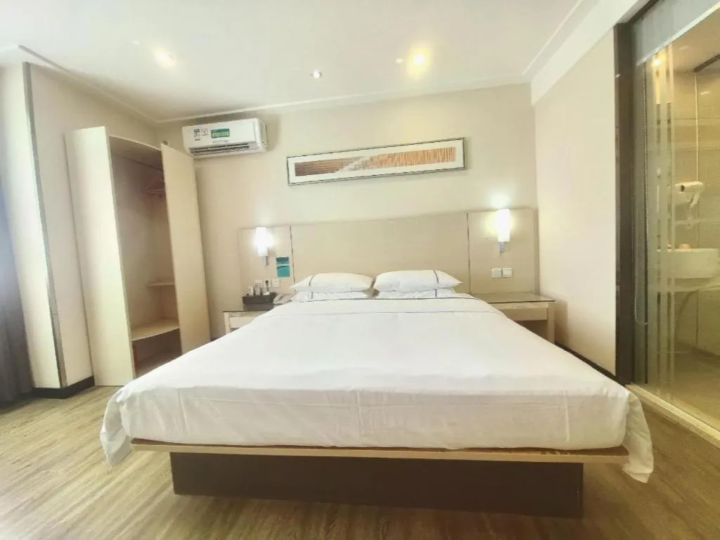 Bed in City Comfort Inn Baise Tianlin