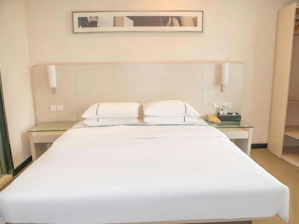 Bed in City Comfort Inn Baise Tianlin