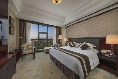 Maison New Century Hotel Cixi