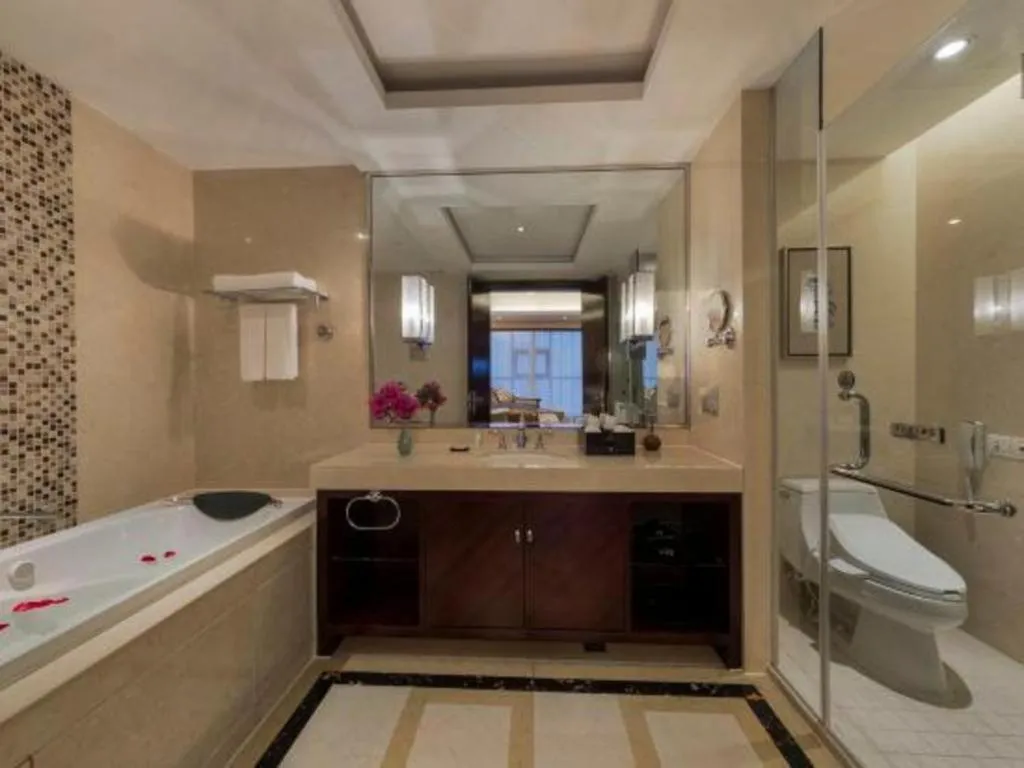 Maison New Century Hotel Cixi