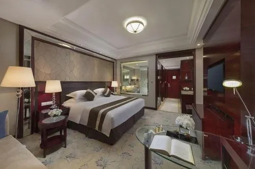 Maison New Century Hotel Cixi