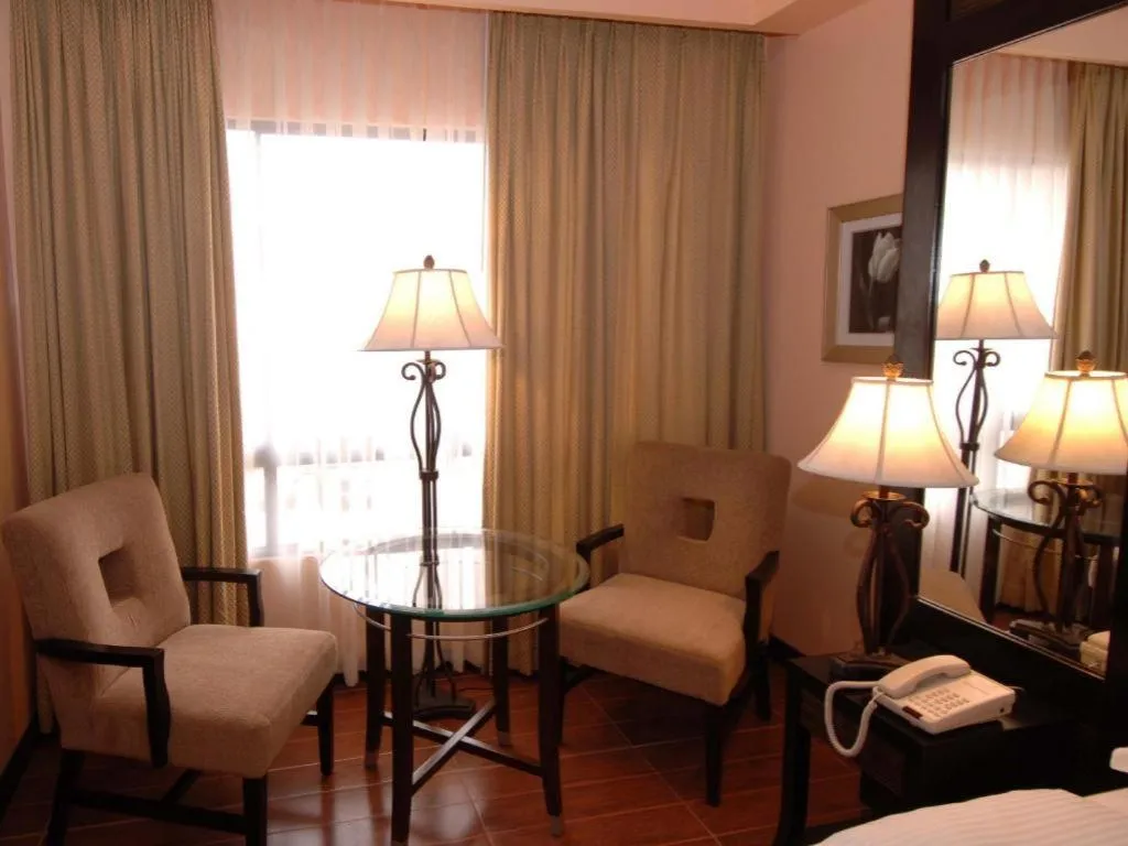 Planta Centro Bacolod Hotel & Residences