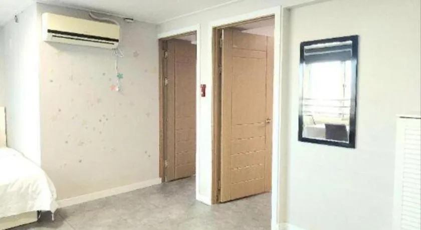 Bed in Novalus Tourist Hotel