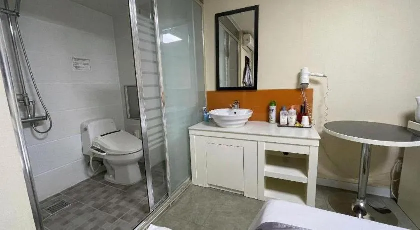 Novalus Tourist Hotel