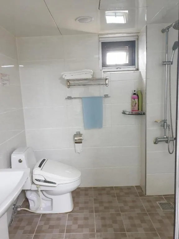 Novalus Tourist Hotel