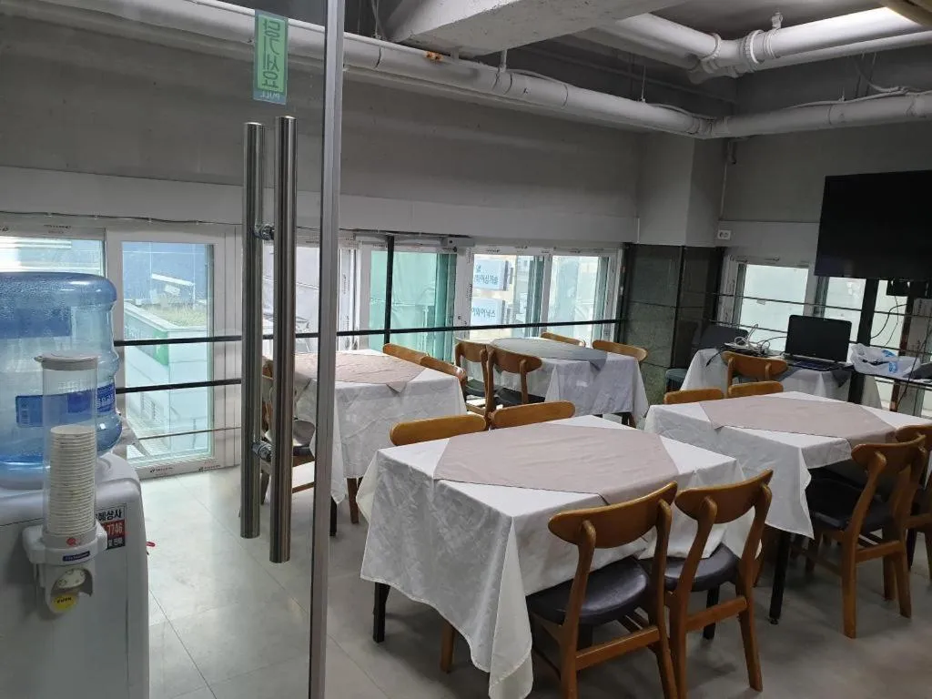 Novalus Tourist Hotel