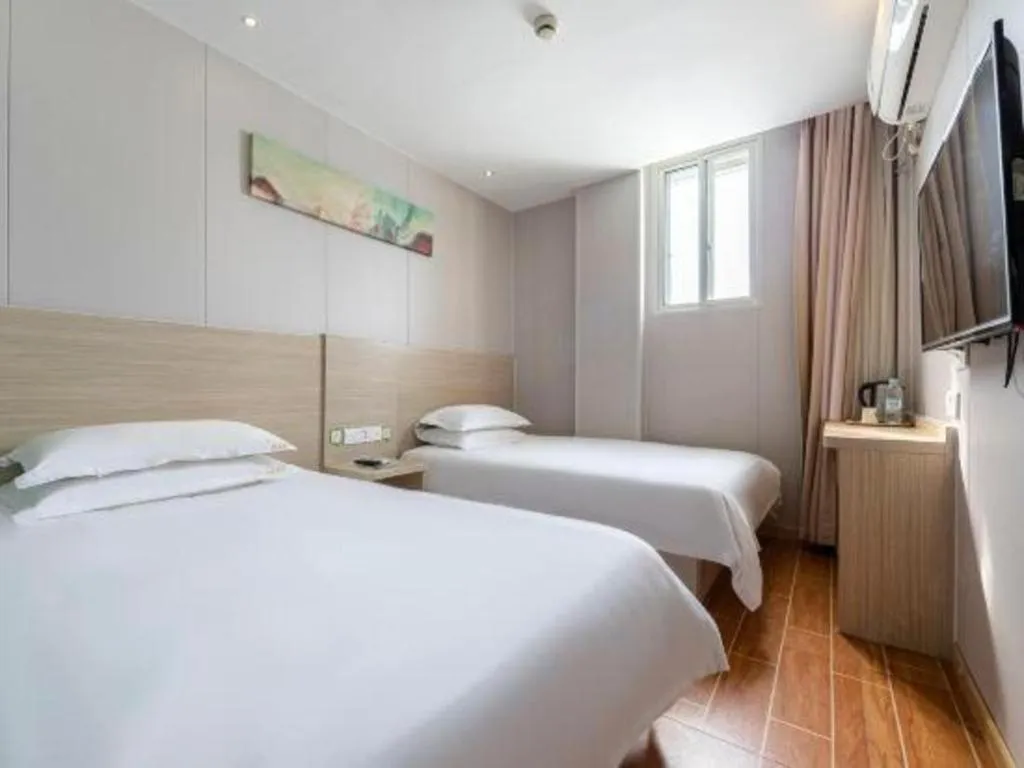 Hi Inn Shanghai Xuhui Jiaotong University