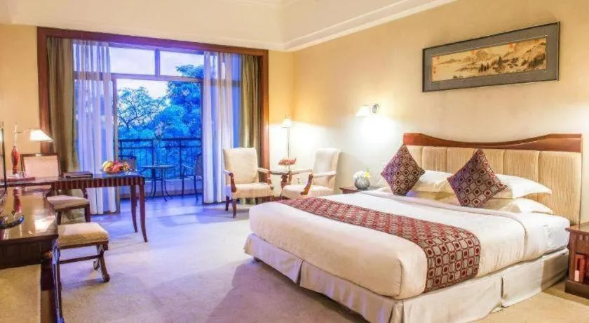 Bed in Country Garden Phoenix Hotel Anqing