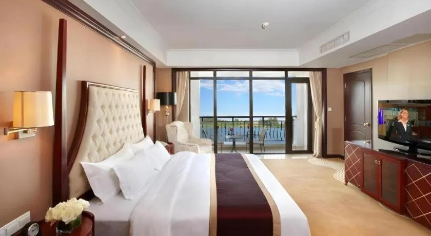 Bed in Country Garden Phoenix Hotel Anqing