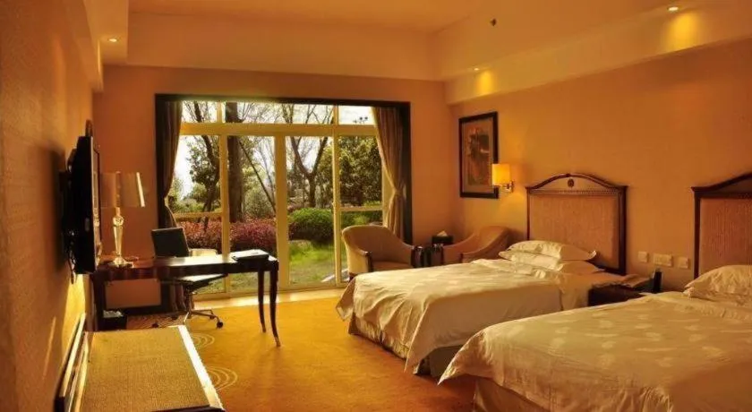 Bed in Country Garden Phoenix Hotel Anqing