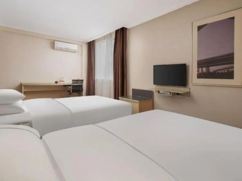 Bed in City Comfort Inn Liuzhou Beique Road Huang Village