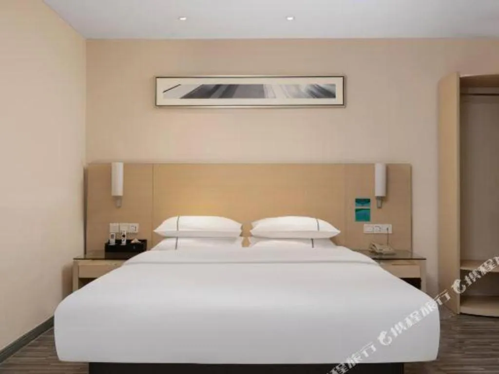 Bed in City Comfort Inn Liuzhou Beique Road Huang Village