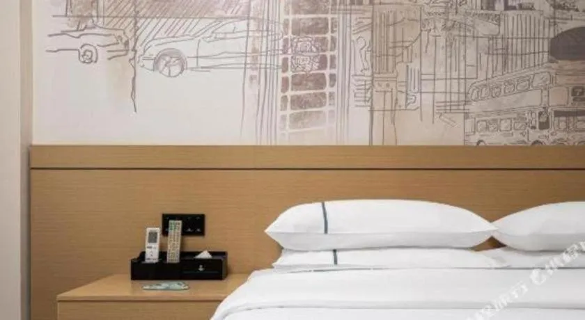 Bed in City Comfort Inn Liuzhou Beique Road Huang Village