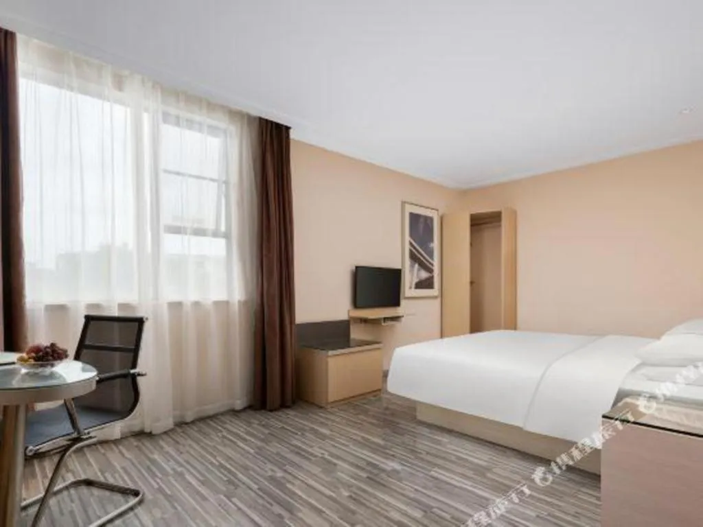 Bed in City Comfort Inn Liuzhou Beique Road Huang Village