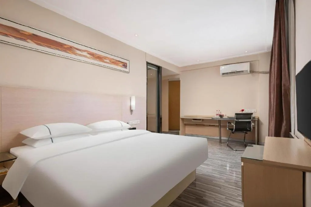 Bed in City Comfort Inn Liuzhou Beique Road Huang Village