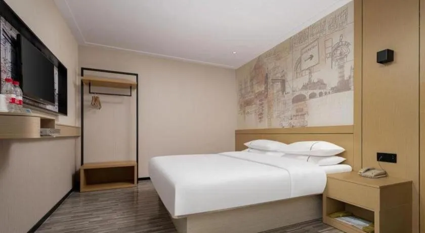 Bed in City Comfort Inn Liuzhou Beique Road Huang Village