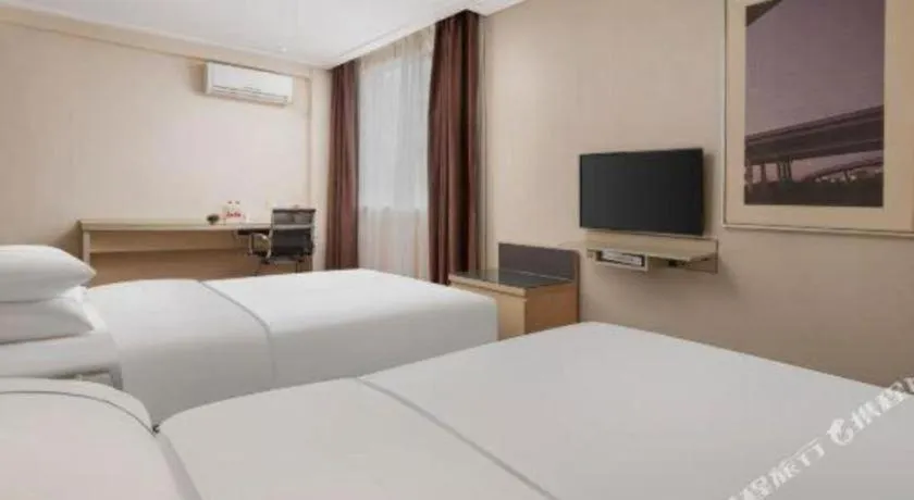 Bed in City Comfort Inn Liuzhou Beique Road Huang Village