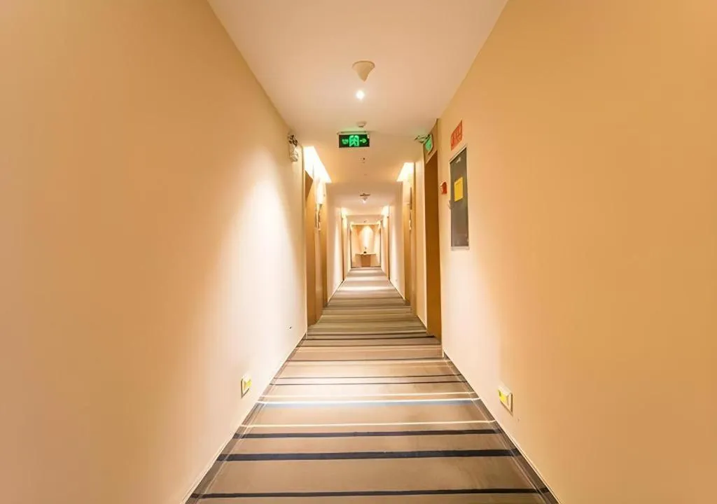 City Comfort Inn Qinzhou Niannianfeng Old Street Renmin Road