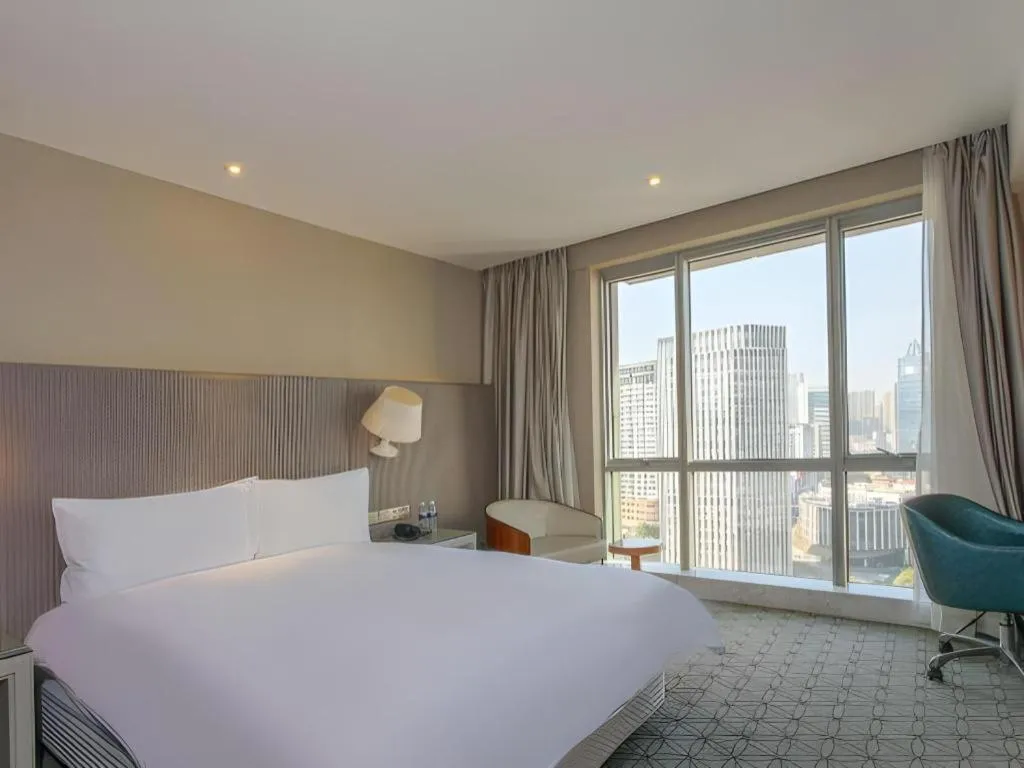 Bed in Shanghai Bund South China Harbour View Hotel