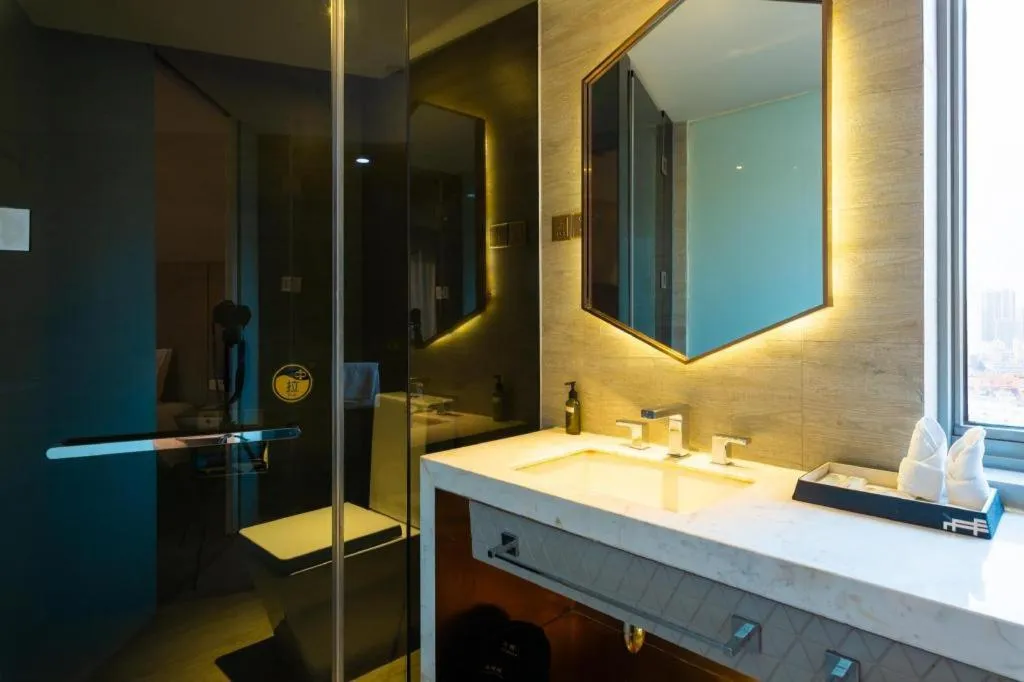 Shanghai Bund South China Harbour View Hotel