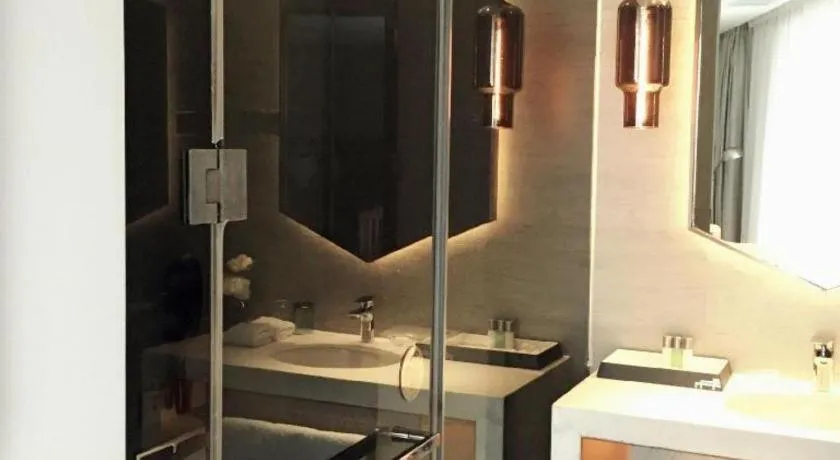 Shanghai Bund South China Harbour View Hotel