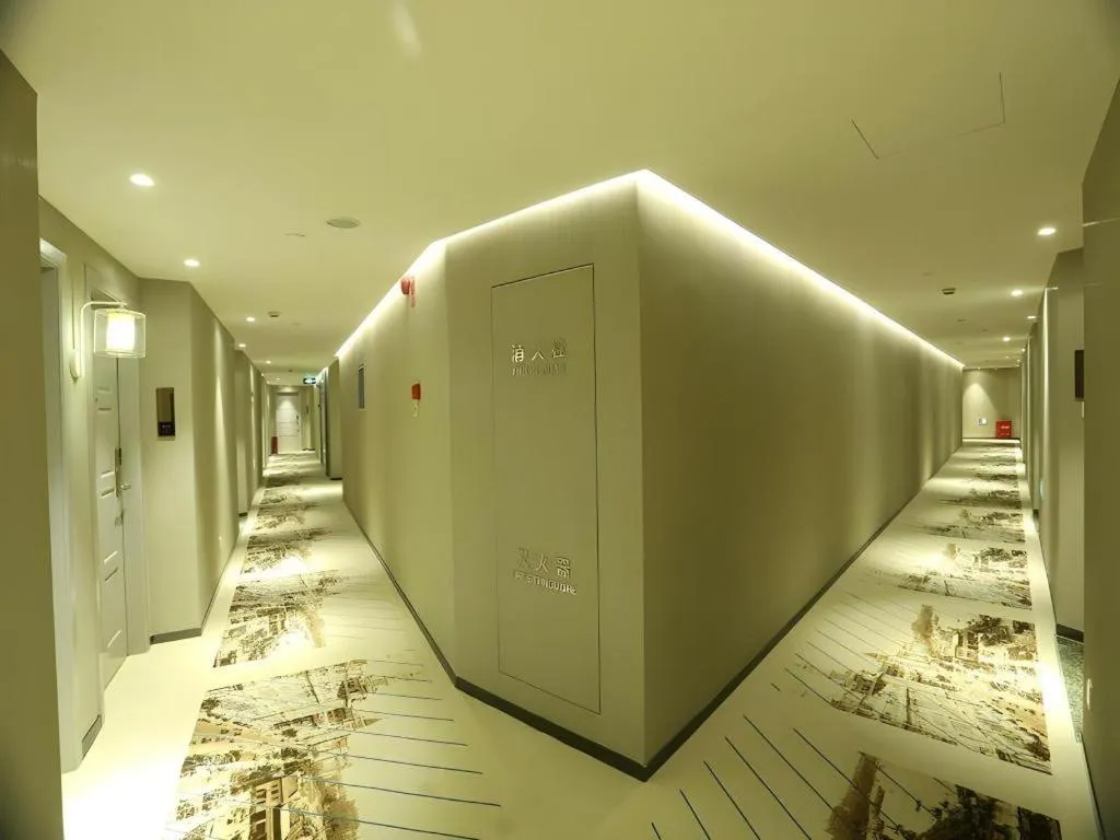 Shanghai Bund South China Harbour View Hotel