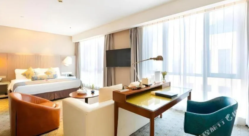 Bed in Shanghai Bund South China Harbour View Hotel