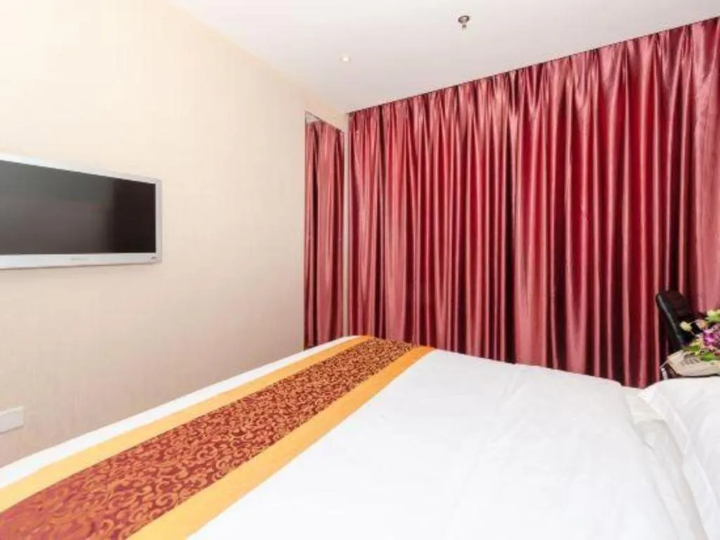 Bed in Xiamen Blue Peninsula Hotel