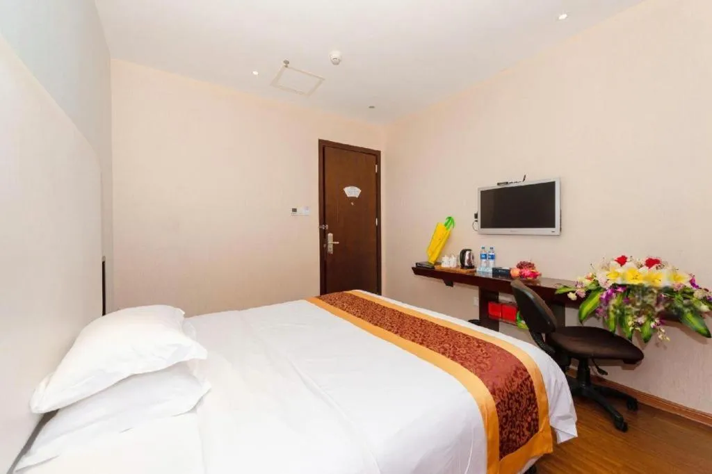 Bed in Xiamen Blue Peninsula Hotel