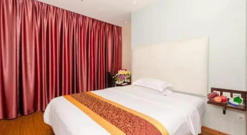 Bed in Xiamen Blue Peninsula Hotel